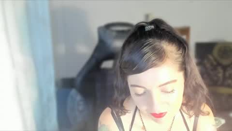 lestatdlion online show from April 25, 12:19 pm