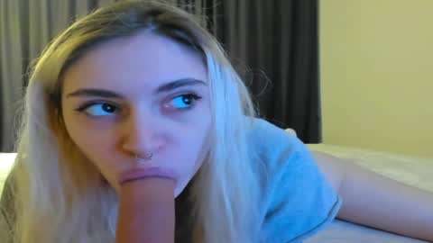 lesyaliss online show from March 20, 7:41 pm