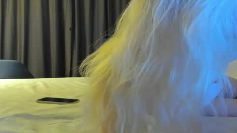 lesyaliss online show from March 29, 12:54 am