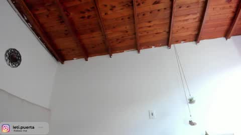 Snapshot of leticiaroldan chatting on February 2, 9:45 pm Leticia online show from February 2, 9:45 pm