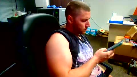 Snapshot of letsbeadventurous chatting on January 22, 2:37 am The Silent type online show from January 22, 2:37 am