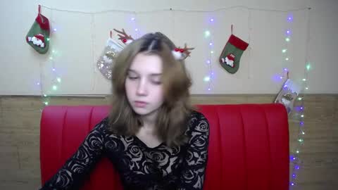 Snapshot of letty_curly chatting on December 22, 6:06 am letty_curly online show from December 22, 6:06 am