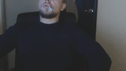 lev1ngston online show from December 2, 5:59 am