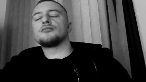 lev1ngston online show from December 16, 1:38 pm