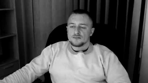 lev1ngston online show from January 6, 5:16 pm