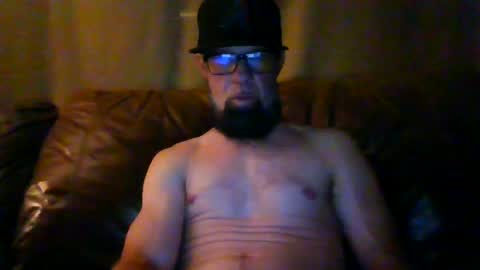 Snapshot of levelup0087 chatting on September 16, 4:57 am levelup0087 online show from September 16, 4:57 am