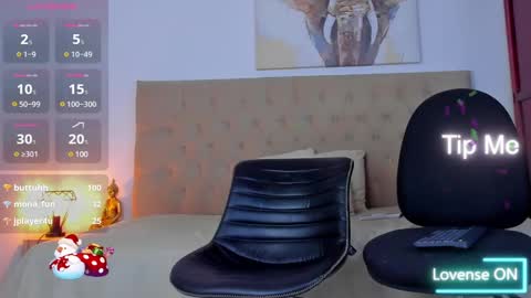 Snapshot of lewishamiltom chatting on February 11, 12:49 am lewis online show from February 11, 12:49 am