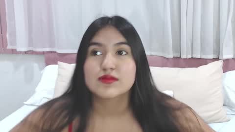 Snapshot of lexi_bloom chatting on January 12, 2:19 pm Gabrielle online show from January 12, 2:19 pm