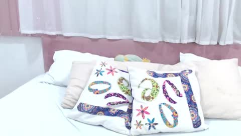 Snapshot of lexi_bloom chatting on January 29, 5:35 pm Gabrielle online show from January 29, 5:35 pm