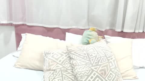 Snapshot of lexi_bloom chatting on March 10, 10:48 am Gabrielle online show from March 10, 10:48 am