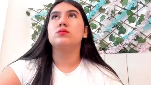 Snapshot of lexi_bloom chatting on October 10, 10:36 am Gabrielle online show from October 10, 10:36 am