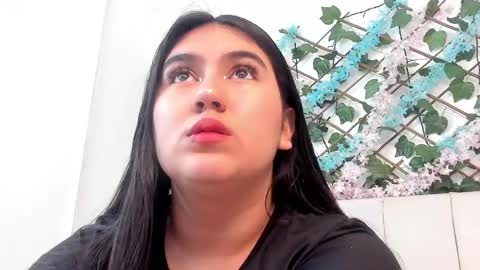 Snapshot of lexi_bloom chatting on October 17, 10:18 am Gabrielle online show from October 17, 10:18 am