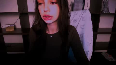 Alexia online show from December 20, 1:11 pm