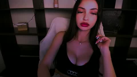 Alexia online show from January 6, 3:51 pm