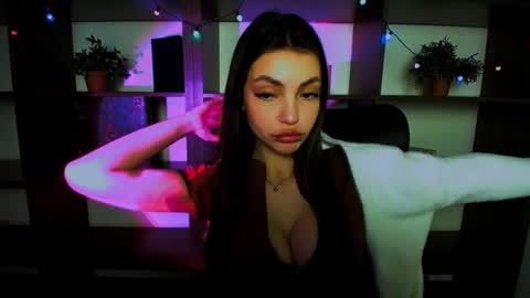 Alexia online show from March 1, 3:16 pm