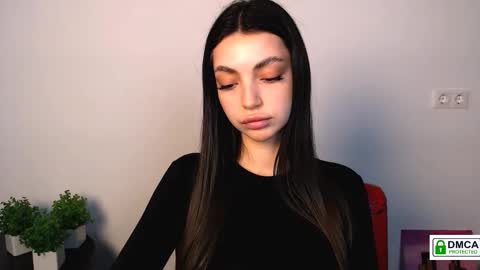 Alexia online show from September 25, 2:21 pm