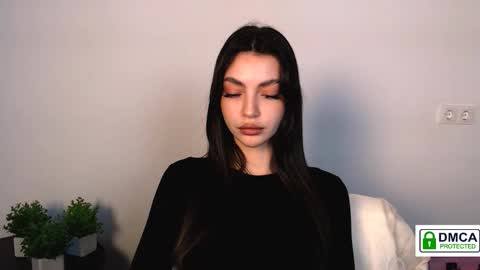 Alexia online show from October 13, 2:17 pm