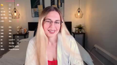 Lexy - Follow me online show from September 11, 7:19 am