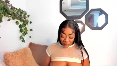 Lexieegrey online show from October 27, 10:47 pm