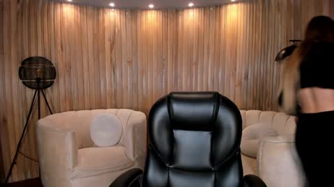 Snapshot of lexiewayne chatting on December 31, 11:31 am Lexie online show from December 31, 11:31 am