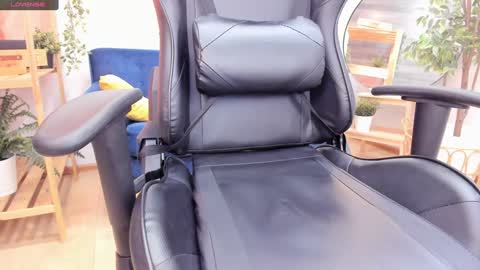 Lexi online show from January 22, 1:53 pm