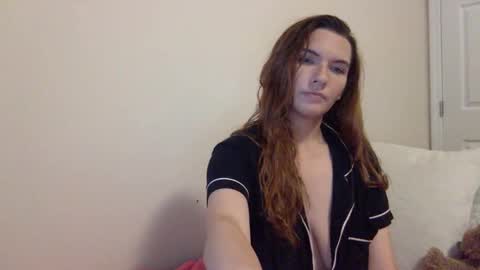 Snapshot of lexiial0 chatting on January 15, 10:57 pm Alexia L. online show from January 15, 10:57 pm