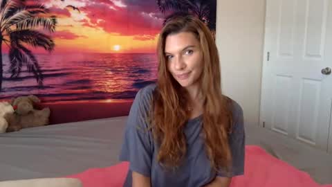 Snapshot of lexiial0 chatting on September 22, 3:25 pm Alexia L. online show from September 22, 3:25 pm