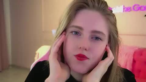 Lexi online show from October 14, 6:47 am