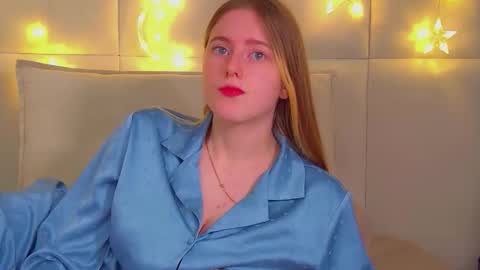 Lexi online show from December 3, 6:32 am