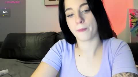 Snapshot of lexisinnn chatting on November 10, 6:01 am Lexi online show from November 10, 6:01 am