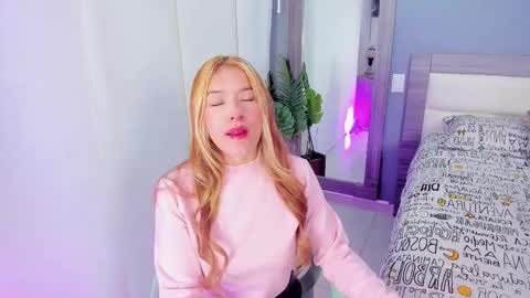 Lexy online show from October 25, 11:40 am