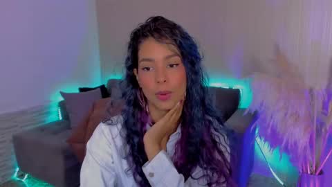 Snapshot of lexy_fox2 chatting on February 21, 2:28 am Lexy online show from February 21, 2:28 am