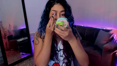 Snapshot of lexy_fox2 chatting on October 20, 4:24 am Lexy online show from October 20, 4:24 am