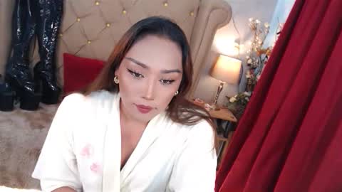 Snapshot of lexy_fullofcum chatting on February 21, 11:11 am Lexy online show from February 21, 11:11 am