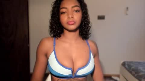 Snapshot of lexy_squirt_queen chatting on December 17, 2:12 pm LEXY - Independent account online show from December 17, 2:12 pm