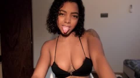 Snapshot of lexy_squirt_queen chatting on December 18, 2:23 pm LEXY - Independent account online show from December 18, 2:23 pm