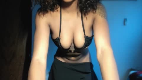 Snapshot of lexy_squirt_queen chatting on January 19, 1:04 pm LEXY - Independent account online show from January 19, 1:04 pm