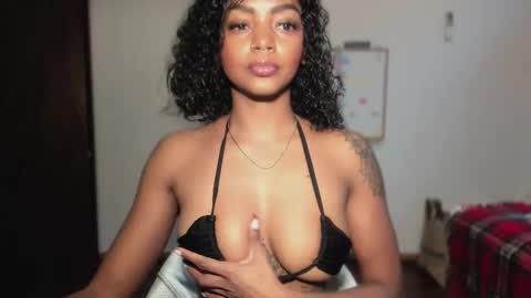 Snapshot of lexy_squirt_queen chatting on February 4, 1:17 pm LEXY - Independent account online show from February 4, 1:17 pm