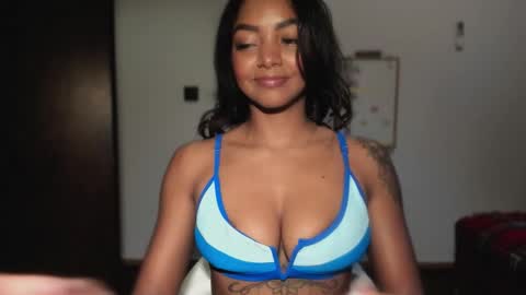 Snapshot of lexy_squirt_queen chatting on February 11, 1:49 pm LEXY - Independent account online show from February 11, 1:49 pm