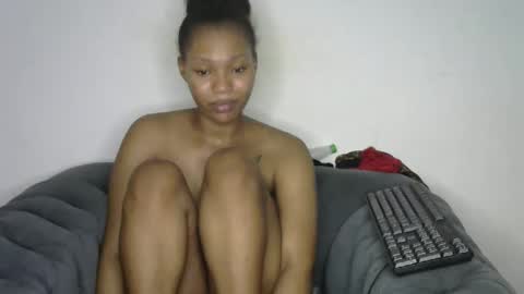 Lexy online show from April 6, 4:52 pm