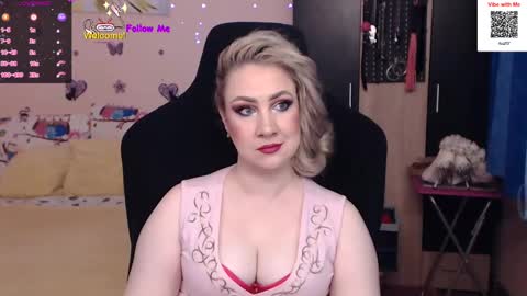 Snapshot of lexygold chatting on December 8, 11:46 am Lexy online show from December 8, 11:46 am