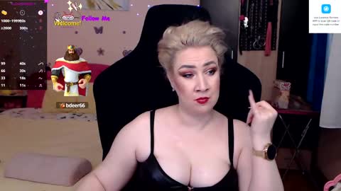 Snapshot of lexygold chatting on February 8, 4:14 pm Lexy online show from February 8, 4:14 pm