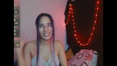 Snapshot of lexyquinn_ chatting on June 9, 5:30 am L I A online show from June 9, 5:30 am