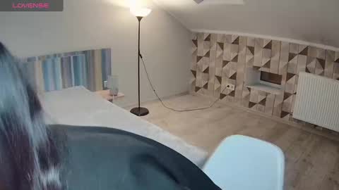 lexyswett online show from January 5, 4:38 pm