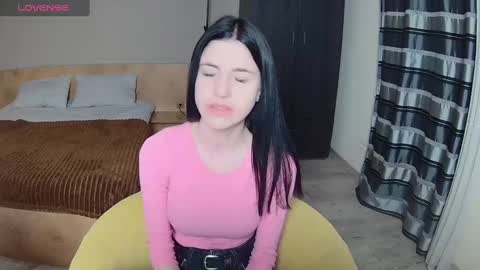 lexyswett online show from February 24, 4:47 pm