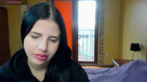 lexyswett online show from October 24, 6:32 am