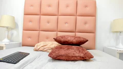 lhiamfitt online show from January 4, 4:22 pm