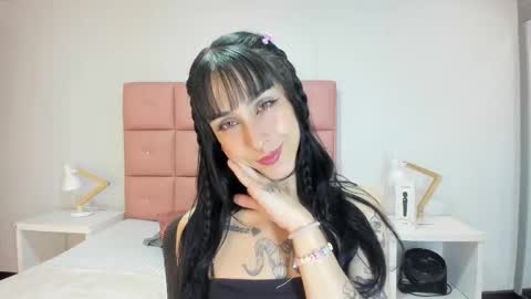 lhiamfitt online show from October 21, 5:02 pm