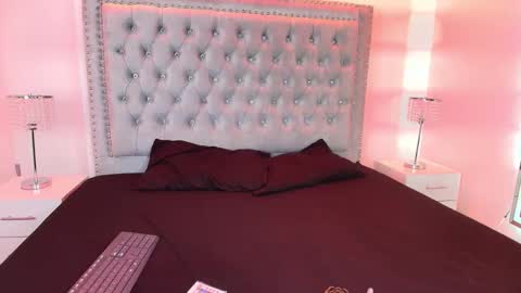 Snapshot of lia_adamsss chatting on November 25, 2:33 am Lia online show from November 25, 2:33 am