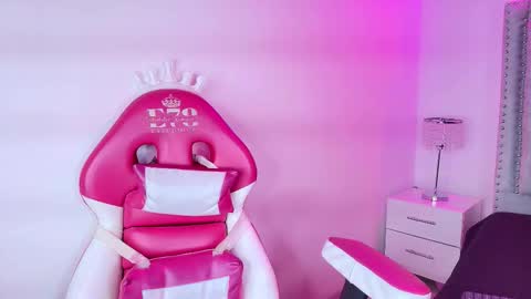 Lia  online show from January 11, 3:50 pm